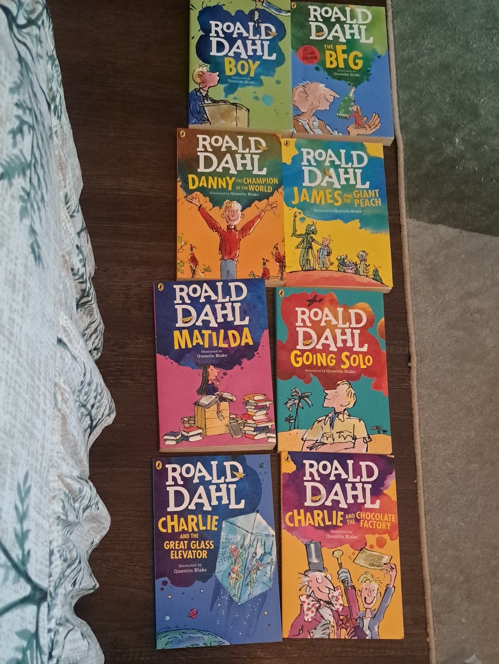 Roald Dahl 8-Book Collection – Quentin Blake Illustrated Like New Condition All